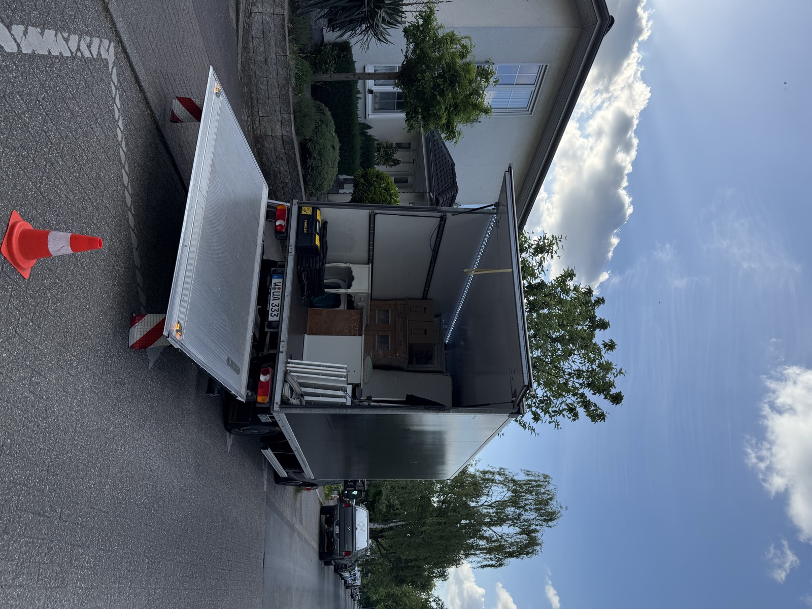 Vektor Transport – Umzugswagen